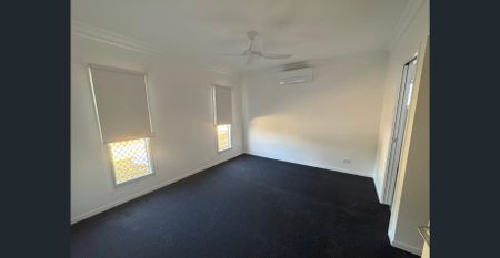 Executive Home - Photo 5