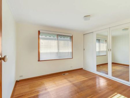 8 St James Street, St Albans Park - Photo 5