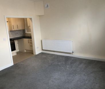 Warwick Road, Solihull - Photo 2