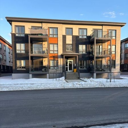 Beau et grand 3 1/2 pour 1 juillet 2026 - Photo 4