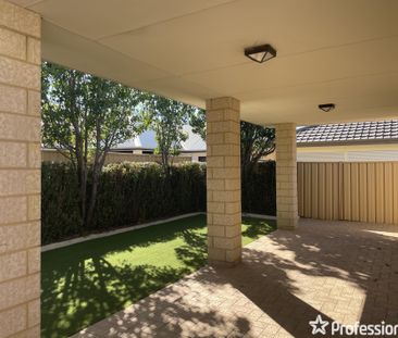 20B Stainsby Turn, Canning Vale WA 6155 - Photo 3