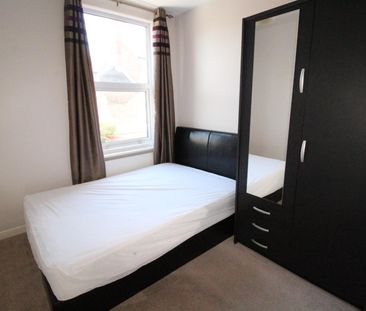 House - End Terrace For Rent Napier Road, Southsea - Photo 5