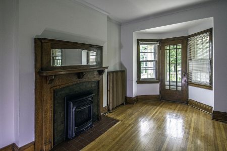 For Lease - 19 Melgund Road Unit# Upper, Toronto, Ontario - Photo 3