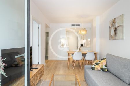 Piso de alquiler en Vallhonrat, El Poble Sec - Parc de Montjuïc - Photo 3