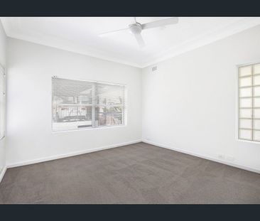 Expansive 3 bedroom Unit with Verdant Vistas - Photo 6