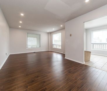 For Lease - 1447 Fleming Court, Oshawa, Ontario - Photo 1