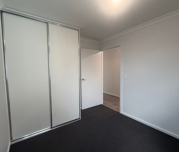 Beautifully Built by Master Homes of Adelaide, this brand new conte... - Photo 5