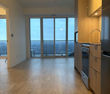 For Lease - 70 Annie Craig Drive Unit# 3601, Toronto, Ontario - Photo 4