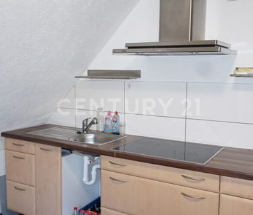 Schöne DG Wohnung mit Balkon nähe Bahnhof - Photo 4