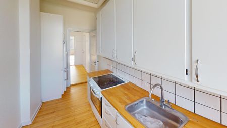Indbydende lejlighed med central beliggenhed i Aalborg - Photo 3