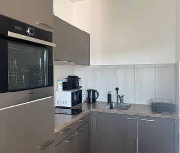 Studio meublé avec balcon dans le quartier du CHUV - Photo 4
