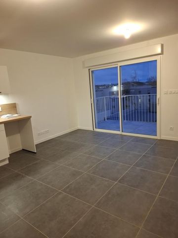 Location Appartement 1 pièce 34m² BREST 29200 - Photo 3