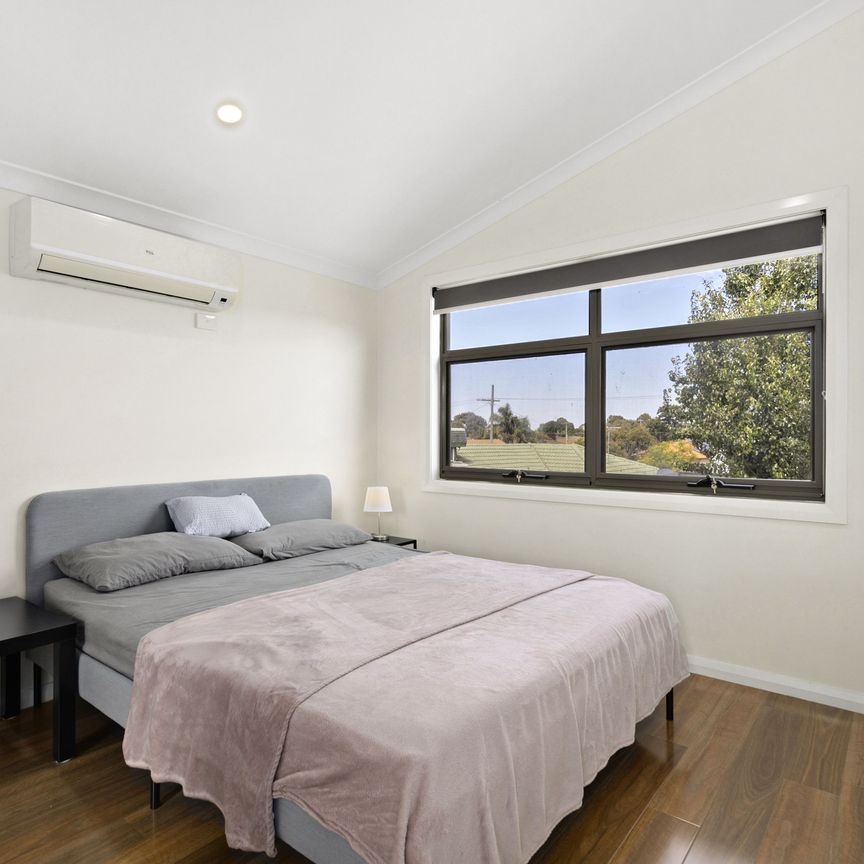 Modern Living in Epping - Photo 1