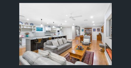 Rare 4 Bedrooms, 4 Bath, Riverside Renovated House for Rent - Photo 3