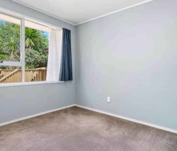 Charming 3-Bedroom Home in Massey - Photo 4