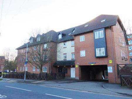 Alexandra Road, Hemel Hempstead - Photo 4