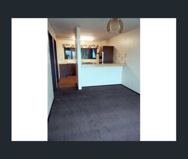 Double Storey in Lathlain!!! - Photo 5