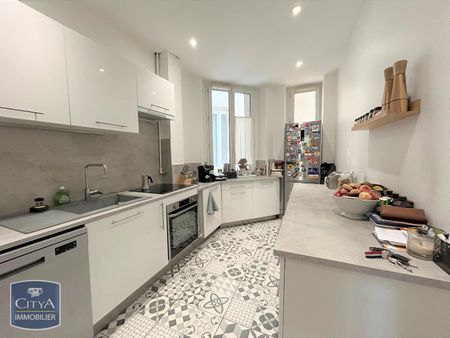 Location Appartement 3 pièces 88m² TOULON 83000 - Photo 5