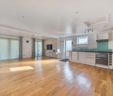 1 bedroom semi-detached bungalow to rent - Photo 2