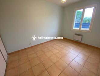 Location Maison de ville 4 pièces 112 m2 à Matha - Photo 3