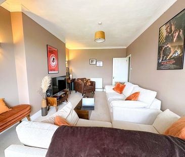 A 3 Bedroom Apartment Instruction to Let in Bexhill-on-Sea - Photo 6