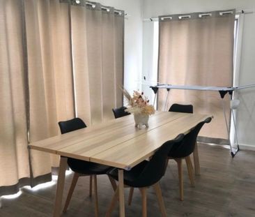 10/365 Pound Road, Hampton Park VIC - Photo 3