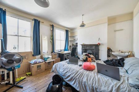 5 bedroom house to rent - Photo 2