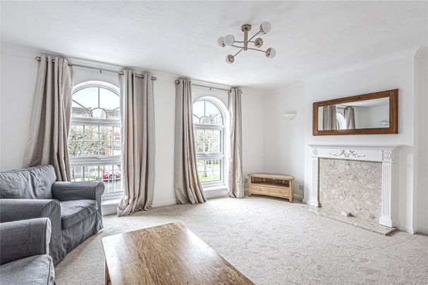 4 bedroom terraced house to rent - Photo 1