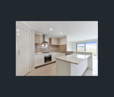 Stunning Home! - Photo 5