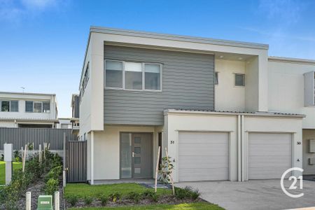 Brand New Town House - Photo 2