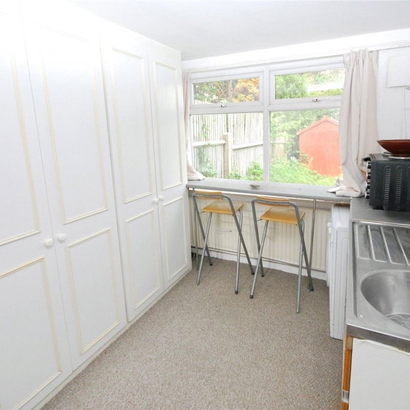 Hendon Way, NW2, Childs Hill - Photo 1
