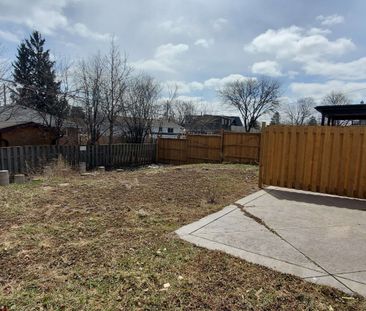 For Lease - 2192 BRIDGE Road Unit# Unit 2, Oakville, Ontario - Photo 3