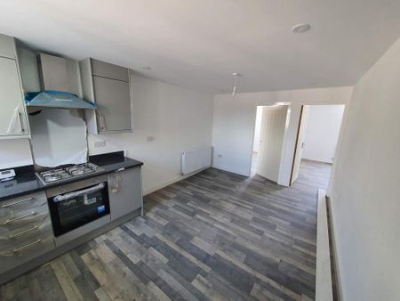 3 bedroom townhouse to rent - Photo 5