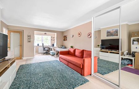 Links Road, Ashtead, Surrey, KT21 2HL - Photo 3