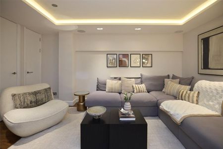 4 bedroom flat to rent - Photo 3