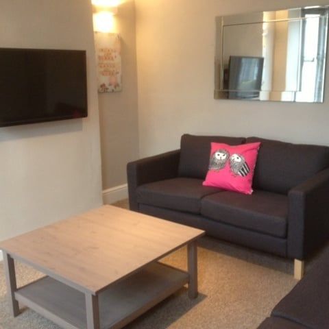 4 Bed Terraced House, School Road, S10 - Photo 1