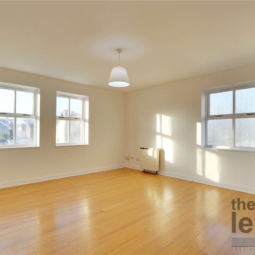 Genotin Road, Enfield, Middlesex, EN1 2AW - Photo 1