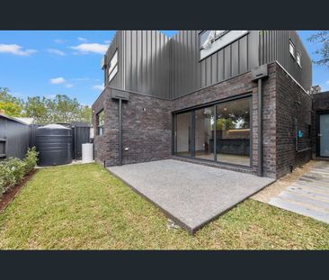 3/6 Gilmour Street, Burwood, Vic 3125 - Photo 2