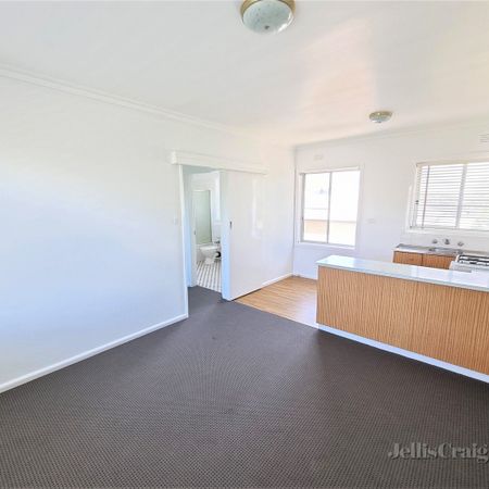 6/242 Clarke Street, Northcote - Photo 3