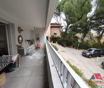 Location Appartement 4 pièces 77m² MARSEILLE 8ème - Photo 5