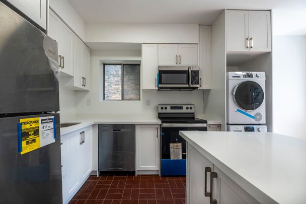 For Lease - 1969 queen Street Unit# 2, Toronto, Ontario - Photo 1