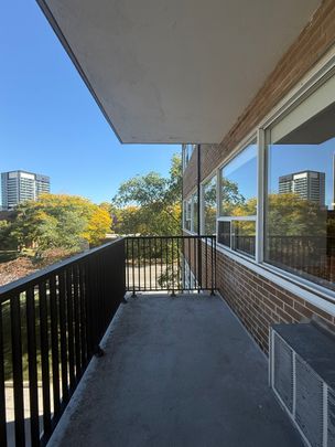 4 Overland Drive - Photo 1