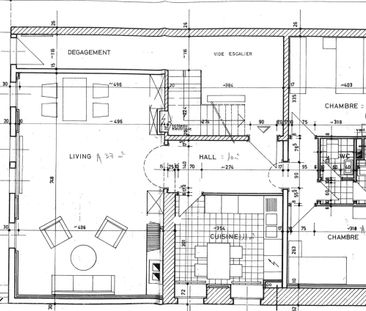 LUSSY PRES ROMONT - RTE DU VILLAGE 21 - BEAU 3.5 PIECES RENOVE ENSOLEILLE - Foto 3