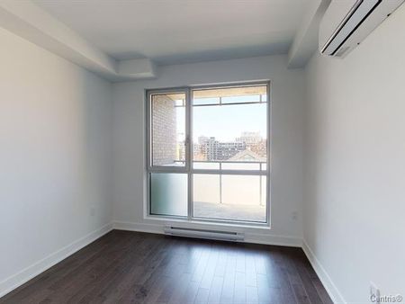 Condo for rent, Montréal (Ville-Marie) - Photo 2
