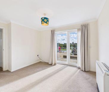 3 bedroom end of terrace house to rent - Photo 1