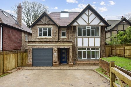 7 bedroom detached house to rent - Photo 3