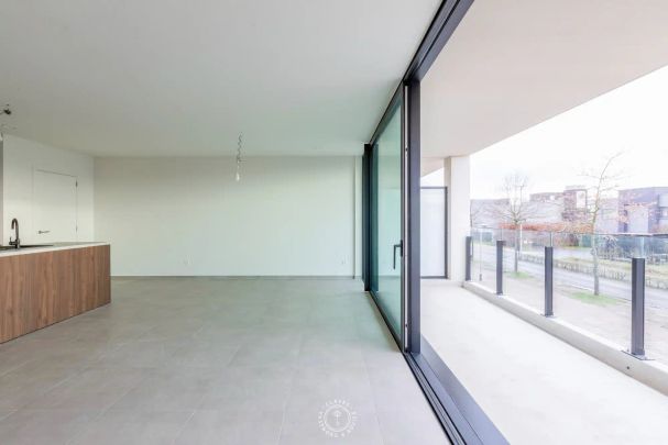 Stijlvol nieuwbouwappartement met 2 slaapkamers - Photo 1