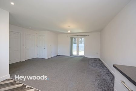 2 bed bungalow to rent in Calvin Court, Holt Lane, Kingsley, Stoke-On-Trent, Staffordshire - Photo 5