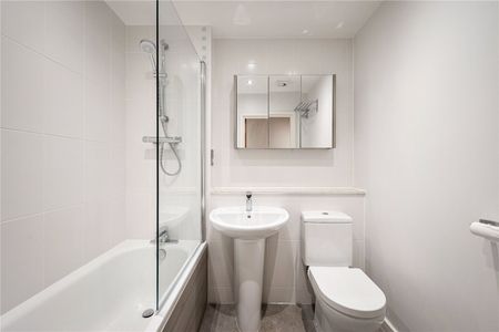 Hopton Road, London, SE18 - Photo 2