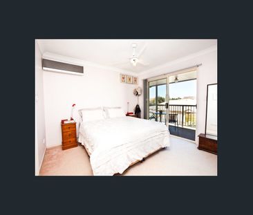 2 AIRCONS CLOSE TO SCHOOL SHOPPING & BUS - Photo 2